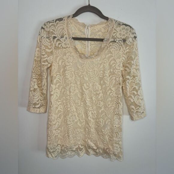 Mamalicious EUC cream lace long sleeve maternity top Size medium - Picture 1 of 5